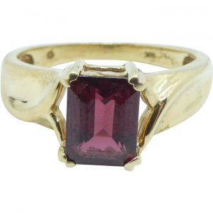 2.00 Carat Garnet Solitaire Ring 14k Yellow Gold