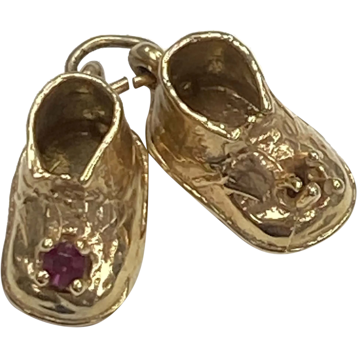 Baby Shoes Vintage Charm 14K Gold & Ruby 3D