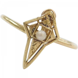 Etched Pointed Seed Pearl Victorian Ring