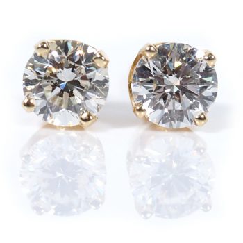 0.95ctw SI1 J Diamond Studs