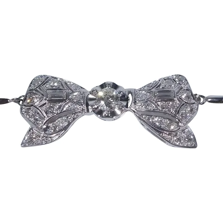 Art Deco 'Unwrap Me' Bow Bolo Bracelet
