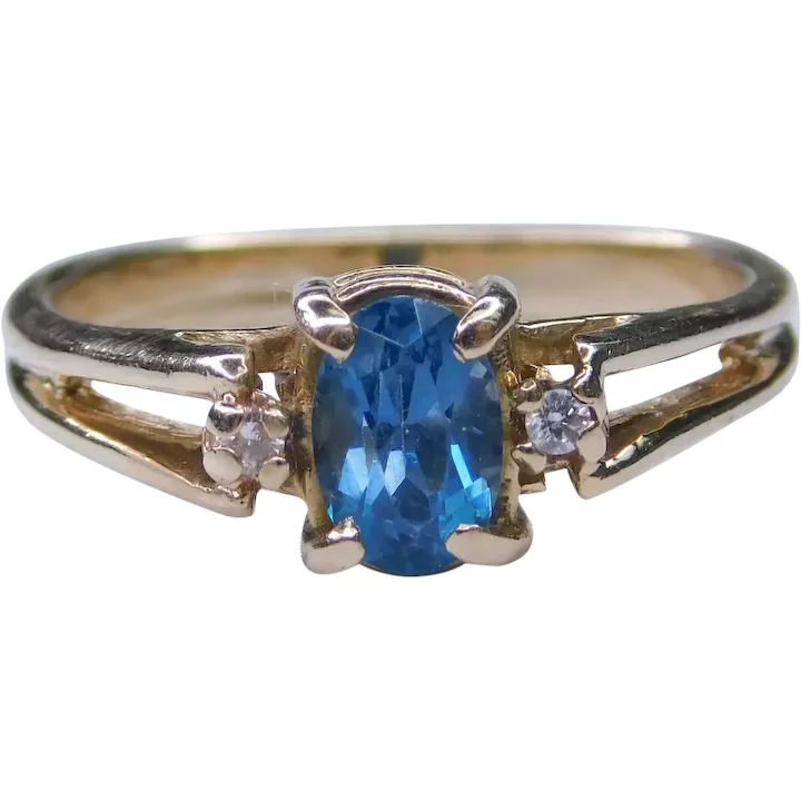 .60ctw London Blue Topaz 14K