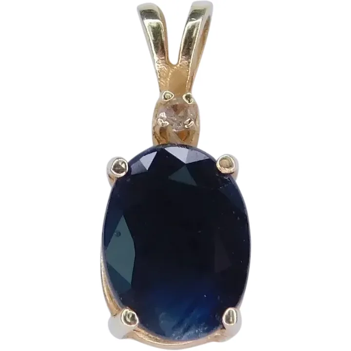 1.82ctw Sapphire Pendant 14K Gold