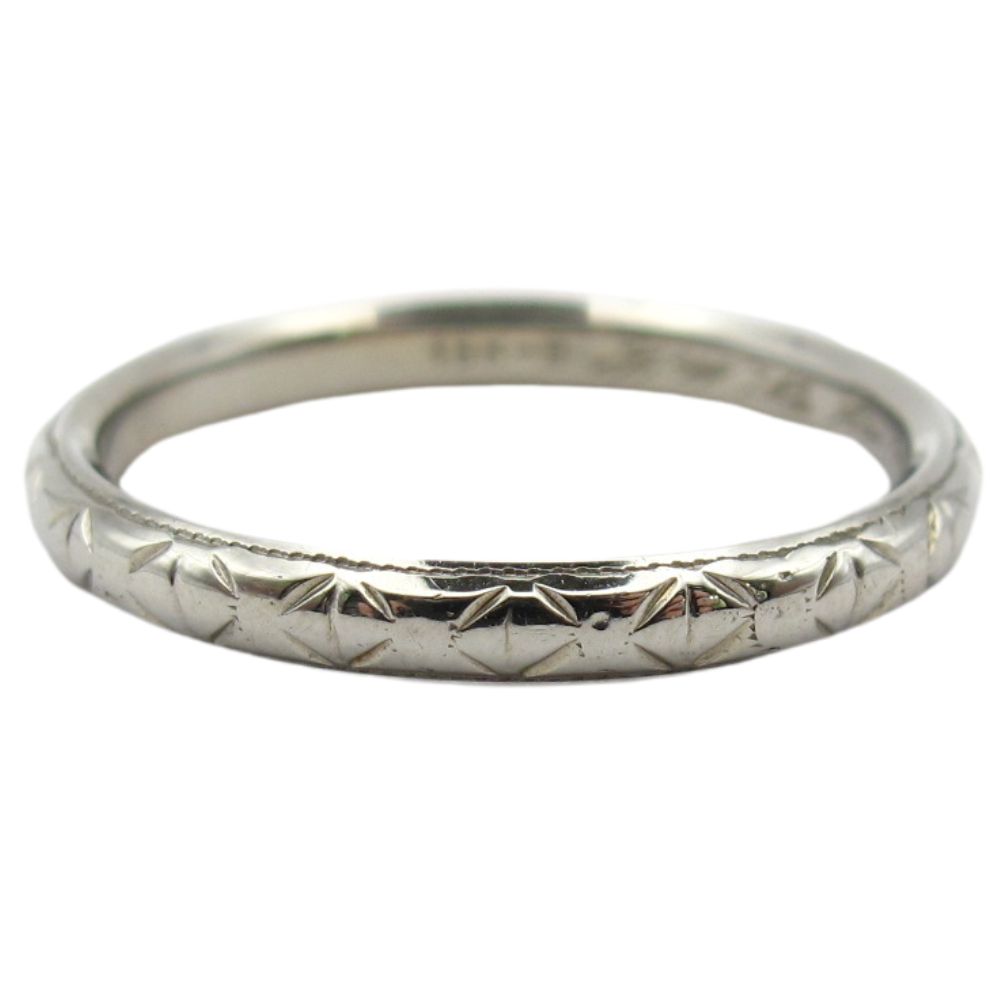 Mid Century Geometric Etched Band Ring in 18K White Gold