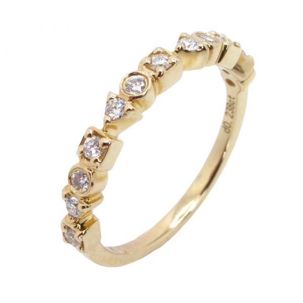 Patterned Yellow Gold Diamond Stack Band Side
