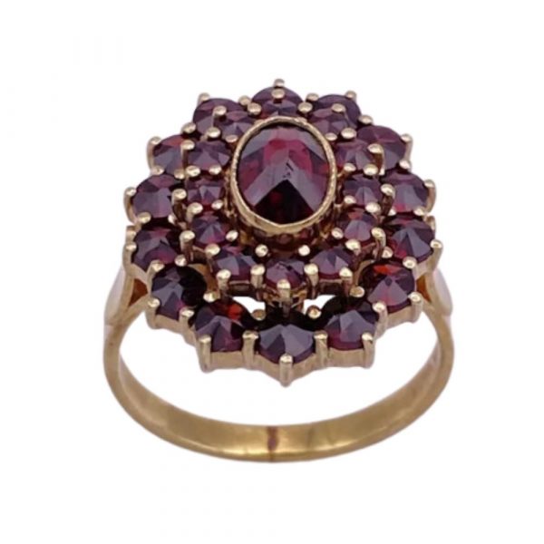 Bohemian Garnet Vintage Ring 14K Gold Czech Hallmarks 3.31 Carat TW angle