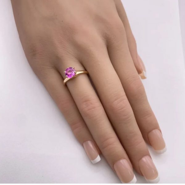 Vintage Solitaire Ring Pink Sapphire 1.88 Carat Lab 14K Gold hand comparison