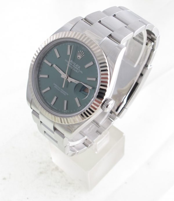 Pre-owned Rolex 41MM Stainless Steel Datejust (2022) Model 126334 Left