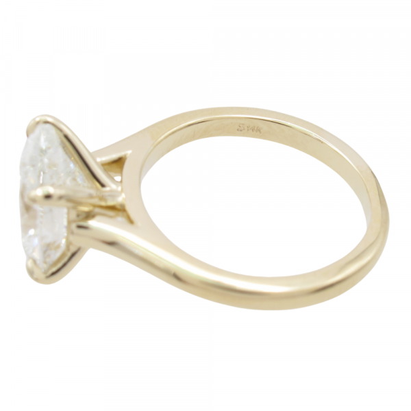 3 carat oval diamond engagement ring mark