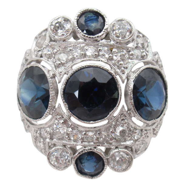 Art Deco 4 carat Sapphire Diamond Ring Statement