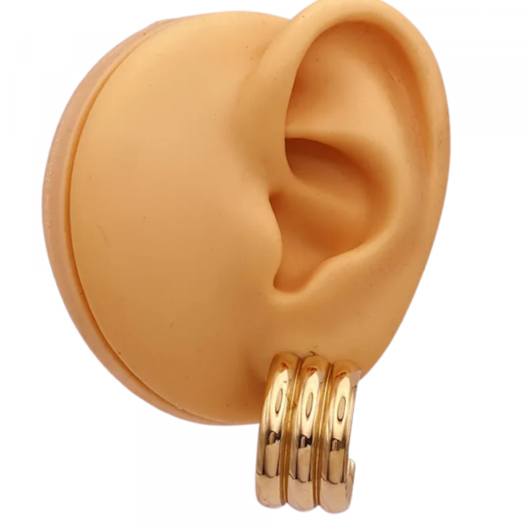 Wide Triple Oval Hoop Earrings 14K Gold (2)