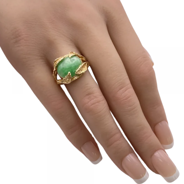 Nature inspired Apple Green Jade Ring 14K (1)