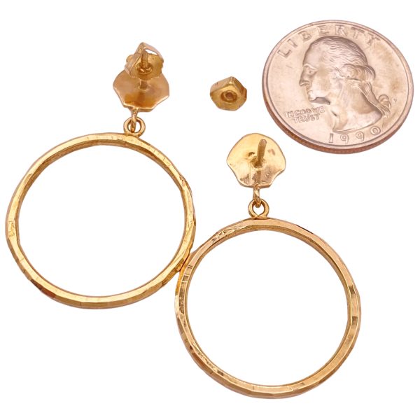 Sea Shell Door-Knocker Hoop Earrings 18K