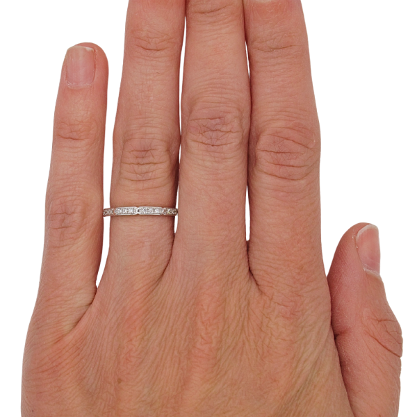 .09ctw Diamond Sectioned Half Stack Band 14K (1)