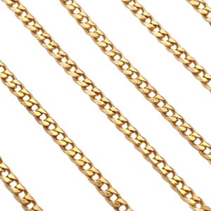 2.5mm Curb Link Chain Necklace 14K Gold 18 Length close up