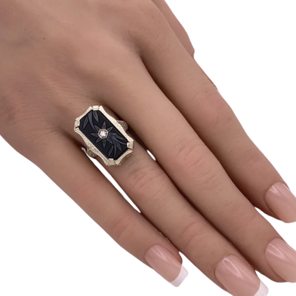 Art Deco Ring with Floral Etched Onyx 14K (3)