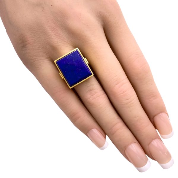 Lapis Lazuli 2 in 1 Ring & Pendant 18K Gold worn
