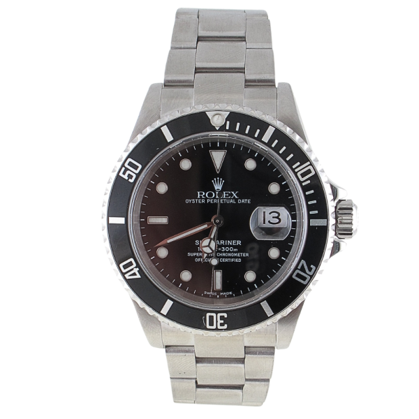 Pre-Owned Rolex Submariner (2002) Stainless Steel Model 16610 Front