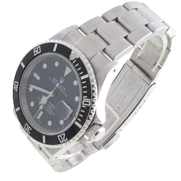 Pre-Owned Rolex Submariner (2002) Stainless Steel Model 16610 Left