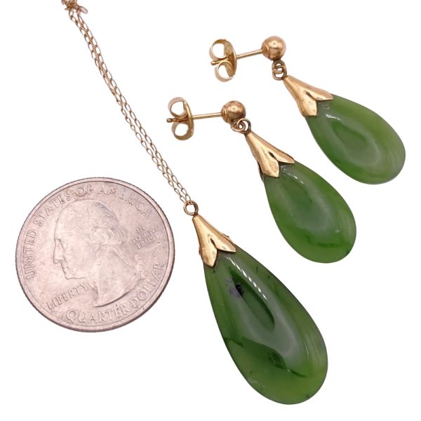 Vintage Jade Earrings & Necklace Set 14K Gold size