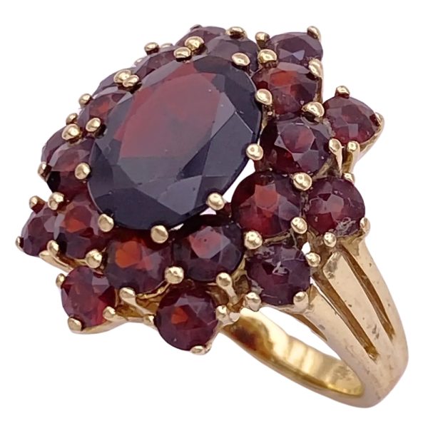 8.18ctw Garnet Cluster Ring 14K Gold side