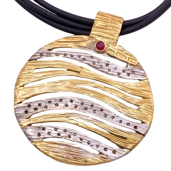 Roberto Coin Elephantino Diamond Necklace 18K Gold back