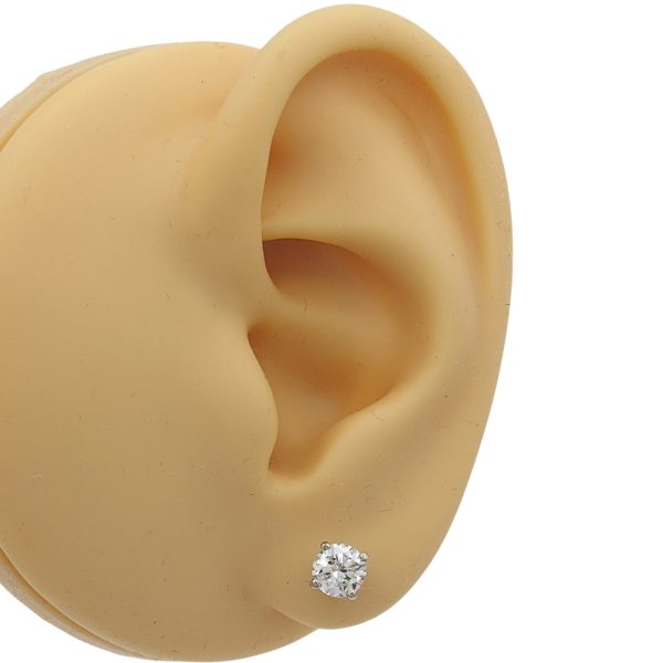 1.00 carat round diamond stud earrings white gold 0.97 worn