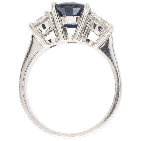 3.24ctw Sapphire Three-Stone Ring Platinum profile